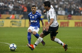 Jadson durante partida contra o Cruzeiro, na final da Copa do Brasil 2018