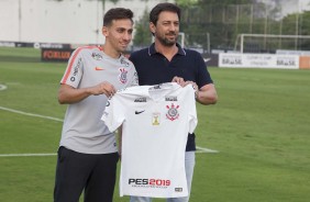 Jogadores retornam aos treinos após empate com Vitória