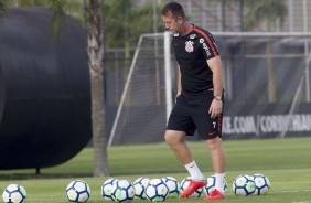 Jogadores retornam aos treinos após empate com Vitória