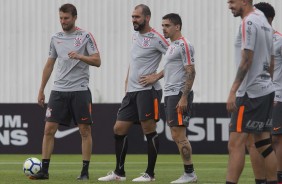 Jogadores em atividade no treino desta quarta-feira antes de enfrentar o Botafogo