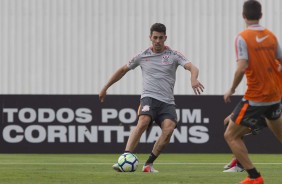 Jogadores em atividade no treino desta quarta-feira antes de enfrentar o Botafogo