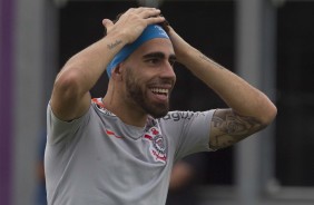 Jogadores em atividade no treino desta quarta-feira antes de enfrentar o Botafogo