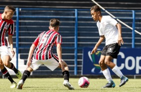 Corinthians enfrenta o So Paulo pelo campeonato paulista sub-15