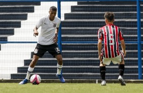 Corinthians enfrenta o São Paulo pelo campeonato paulista sub-15