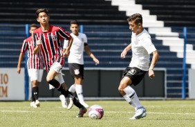 Corinthians enfrenta o So Paulo pelo campeonato paulista sub-15