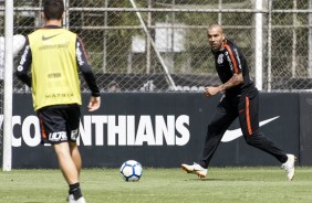 Corinthians faz seu último treino antes de enfrentar o São Paulo na Arena