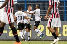 Equipe do Corinthians sub-20 enfrenta o So Paulo pelo campeonato paulista