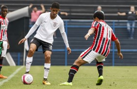 Equipe do Corinthians sub-20 enfrenta o So Paulo pelo campeonato paulista