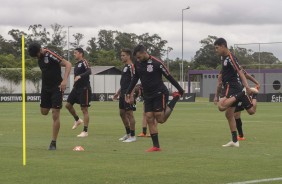 Jogadores realizam treinamentos no treino desta tarde