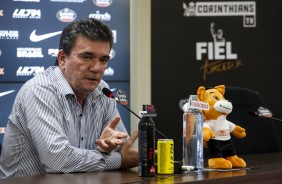 Presidente do Corinthians concede entrevista