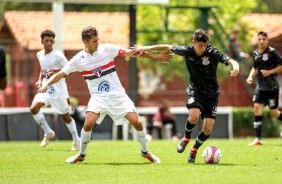 Corinthians enfrenta o So Paulo pelo campeonato paulista sub-17