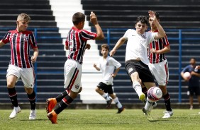 Corinthians enfrenta o São Paulo pelo campeonato paulista sub-13