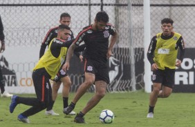 Gabriel, Jonathas e Douglas no primeiro treino desta semana no CT Joaquim Grava