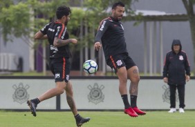 Olha ele a! Zagueiro Vilson no treino de hoje no CT