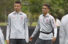 Thiaguinho e Pedrinho treinam em preparação para duelo contra o Atlético-PR