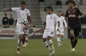 Ralf e Pedrinho na partida contra o Atltico-PR