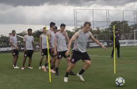 Jogadores treinaram para duelo contra a Chapecoense, pelo Campeonato Brasileiro