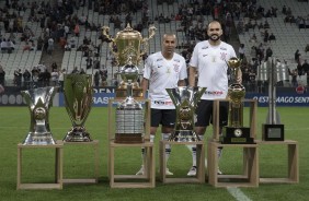Sheik e Danilo se despedem do Corinthians em seu último jogo na Arena