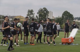 Elenco faz segundo treino na semana para enfrentar o Grmio