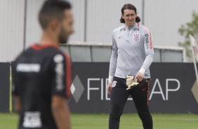 O experiente Cssio durante o treinamento de hoje no CT Dr. Joaquim Grava