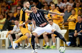 Douglas Nunes durante goleada contra o Sorocaba, pela Liga Paulista de Futsal