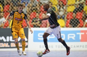 Nen foi o autor de dois gols contra o Sorocaba, pela Liga Paulista de Futsal