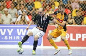 Wilde no jogo contra o Sorocaba, válido pela Liga Paulista de Futsal; pivô marcou dois gols