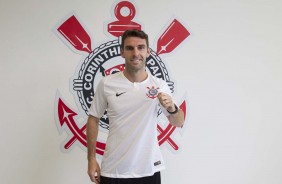 Boselli  o novo atacante do Corinthians; jogador assinou com o Timo nesta tarde