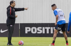 Carille e Ralf no treino do Corinthians durante esta pr-temporada 2019