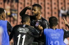 Nathan comemorando seu gol contra o Sinop, pela Copinha 2019