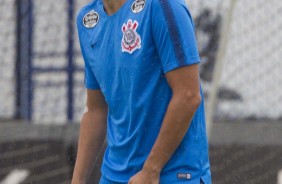Zagueiro Henrique no CT Joaquim Grava durante a pr-temporada 2019