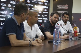 Sheik e Vilson so os novos gerentes de futebol do Corinthians