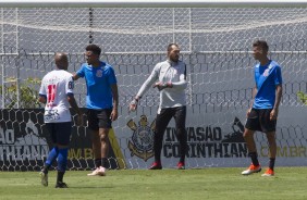 Walter, Gustavo e Lo Santos durante jogo-treino contra o Nacional