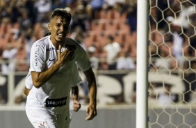 Joo Celeri marcou, de pnalti, o ltimo gol do Corinthians no jogo contra o Porto