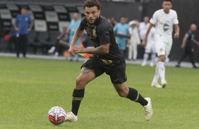 André Luís durante partida amistosa contra o Santos, na Arena Corinthians