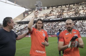 Cssio   homenageado na Arena Corinthians antes do amistoso contra o Santos