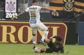 Fagner durante participação na partida amistosa contra o Santos, na Arena Corinthians