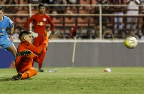 Goleiro Diego defende o pnalti contra o RB Brasil e classifica o Timozinho