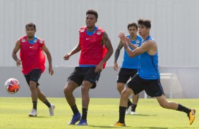 Gustavo no treinamento de hoje no CT Joaquim Grava