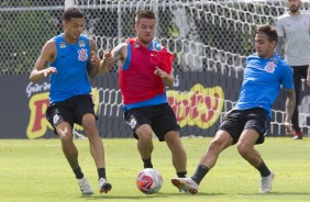 Thiaguinho, Ramiro e Mosquito no treino desta manhã no CT