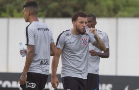 Andr Lus durante treino desta quinta-feira no CT Joaquim Grava