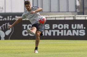 Danilo Avelar treina nesta quarta-feira no CT Joaquim Grava j de olho na estreia do Paulisto