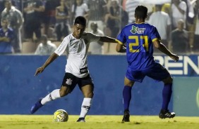Fabrício Oya durante vitória por 8x0 contra o Visão Celeste, pela Copinha