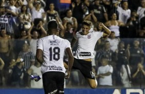 Gustavo durante vitória por 8x0 contra o Visão Celeste, pela Copinha
