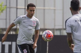 Jadson treina nesta quarta-feira no CT Joaquim Grava já de olho na estreia do Paulistão