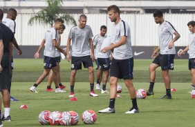 Jogadores treinam nesta quarta-feira no CT Joaquim Grava j de olho na estreia do Paulisto