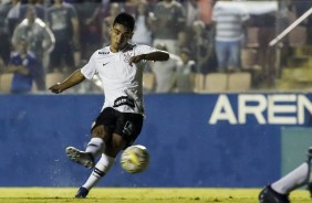 Oya durante vitória por 8x0 contra o Visão Celeste, pela Copinha