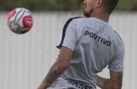 Pedro Henrique durante treino desta quinta-feira no CT Joaquim Grava