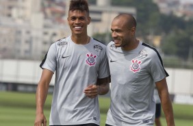 Richard e Roger treinam nesta quarta-feira no CT Joaquim Grava já de olho na estreia do Paulistão