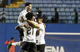 Timãozinho comemora mais um gol sobre o Visão Celeste, pela Copinha